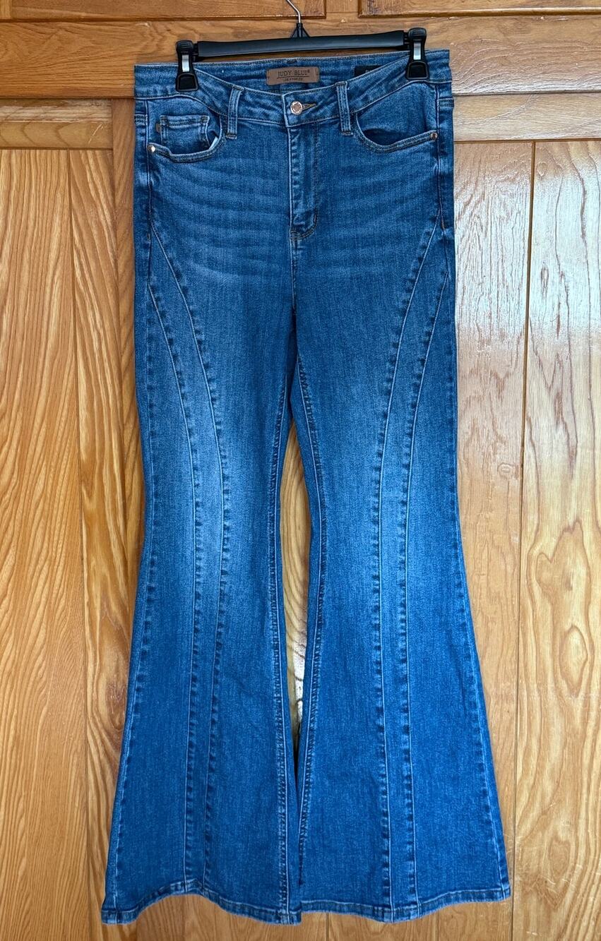 Judy Blue Jaqueline Double Angular Seam Flare Jeans Size 7/28